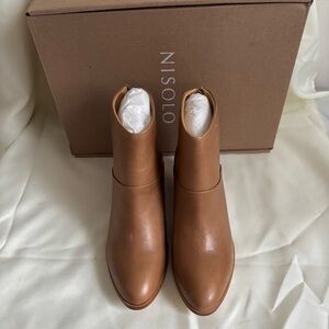 Nisolo Women's Leather Ankle Booties